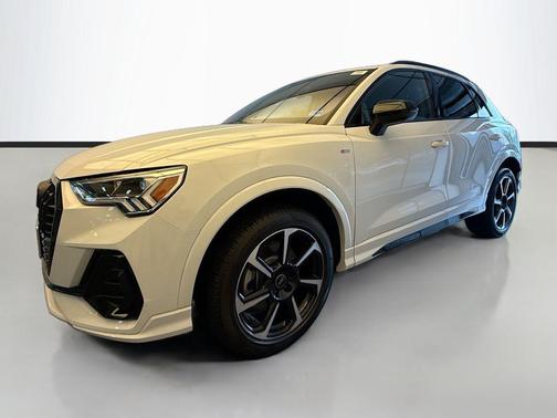 Glacier White Metallic 2025 Audi Q3 45 S line Premium Plus