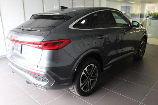 2025 Audi Q5 Premium TFSI quattro S tronic