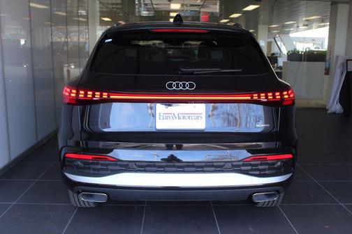 2025 Audi Q5 Premium TFSI quattro S tronic