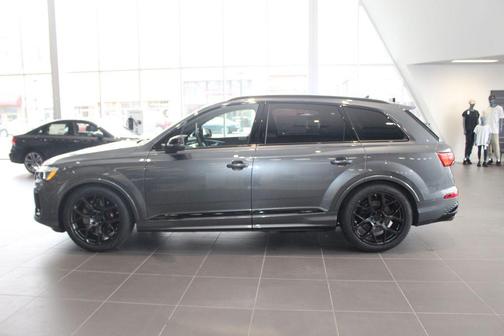 2026 Audi SQ7 4.0T Premium Plus