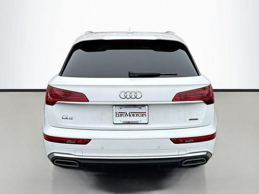 2023 Audi Q5 45 S line Premium