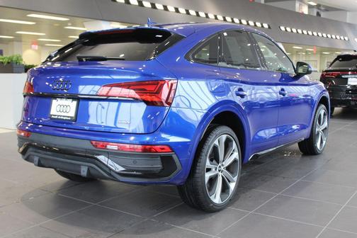 2023 Audi Q5 45 S line Prestige
