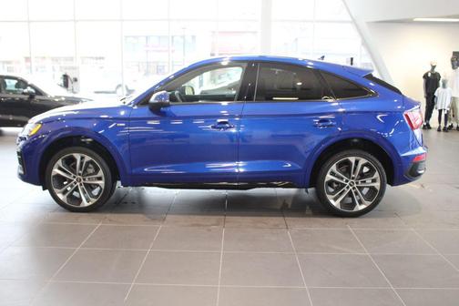 2023 Audi Q5 45 S line Prestige
