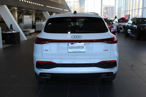 2025 Audi Q5 Premium Plus TFSI quattro S tronic