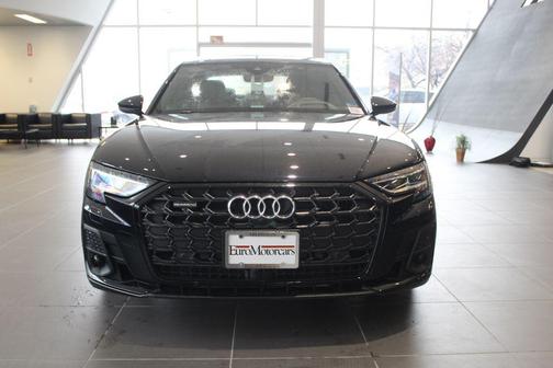 2026 Audi A8 55 TFSI quattro Tiptronic