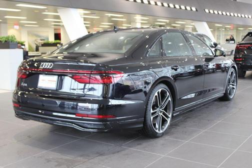 2026 Audi A8 55 TFSI quattro Tiptronic