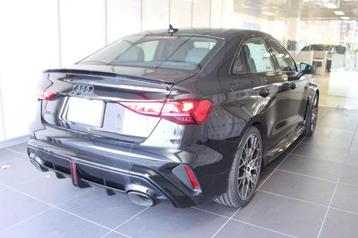 2025 Audi RS 3 TFSI quattro S tronic