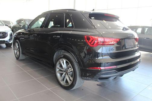 2023 Audi Q3 Premium 45 TFSI S line quattro Tiptronic