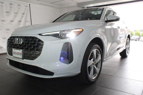 2025 Audi Q5 Premium Plus TFSI quattro S tronic