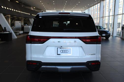 2024 Lexus LX 600 Luxury