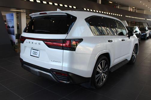 2024 Lexus LX 600 Luxury