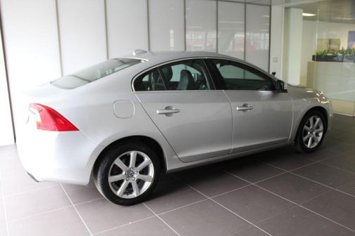 2016 Volvo S60 T5 Drive-E Premier