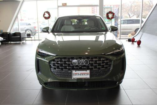 2025 Audi Q5 Premium TFSI quattro S tronic