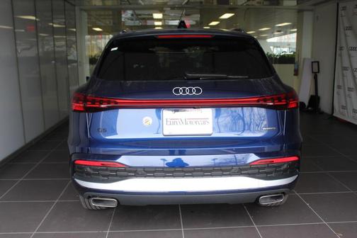 2025 Audi Q5 Premium TFSI quattro S tronic