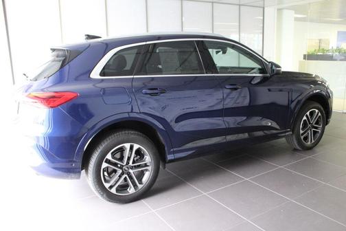 2025 Audi Q5 Premium TFSI quattro S tronic