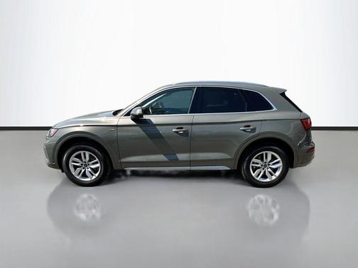 Gray Metallic 2023 Audi Q5 45 S line Premium