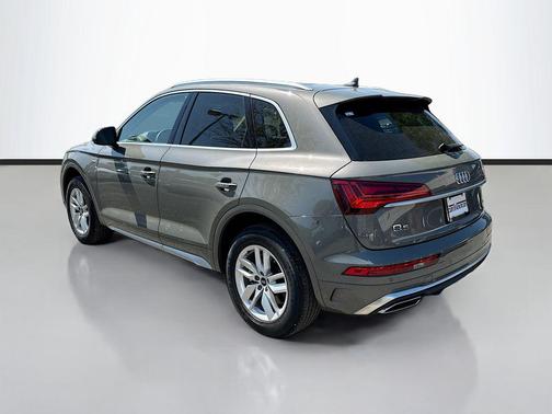 Gray Metallic 2023 Audi Q5 45 S line Premium