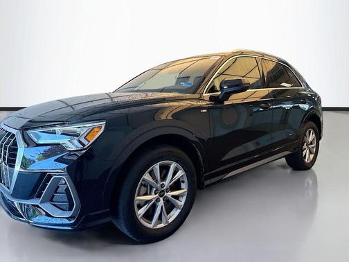 Mythos Black Metallic 2025 Audi Q3 45 S line Premium Plus