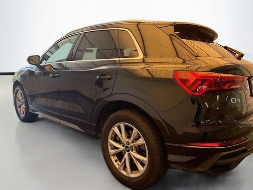 Mythos Black Metallic 2025 Audi Q3 45 S line Premium Plus