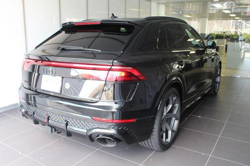 2026 Audi RS Q8 4.0T