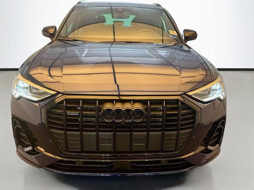 Navarra Blue Metallic 2025 Audi Q3 45 S line Premium Plus