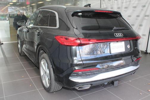 2025 Audi Q5 Prestige TFSI quattro S tronic