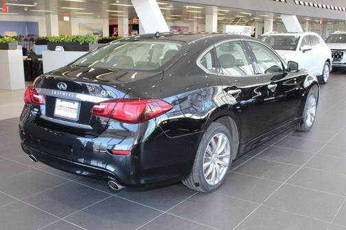 2015 INFINITI Q70 3.7X