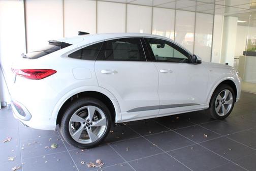 2025 Audi Q5 Premium Plus TFSI quattro S tronic