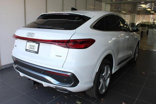 2025 Audi Q5 Premium Plus TFSI quattro S tronic