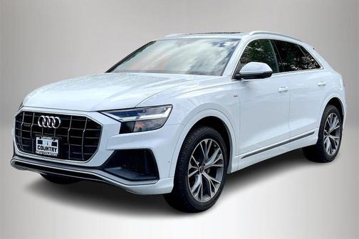 2021 Audi Q8 55 Premium Plus