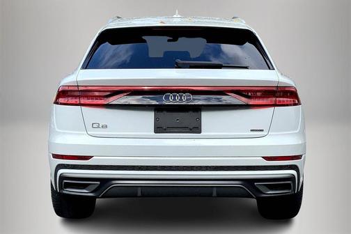 2021 Audi Q8 55 Premium Plus