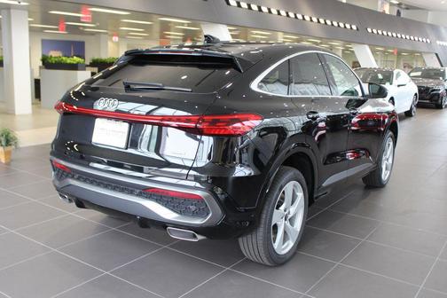 2025 Audi Q5 Premium Plus TFSI quattro S tronic