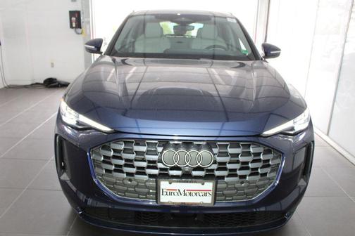 2025 Audi Q5 Prestige TFSI quattro S tronic