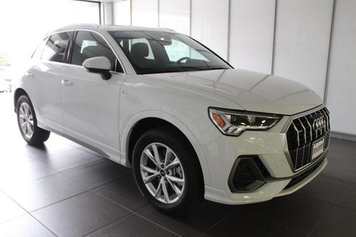 2025 Audi Q3 45 S line Premium Plus
