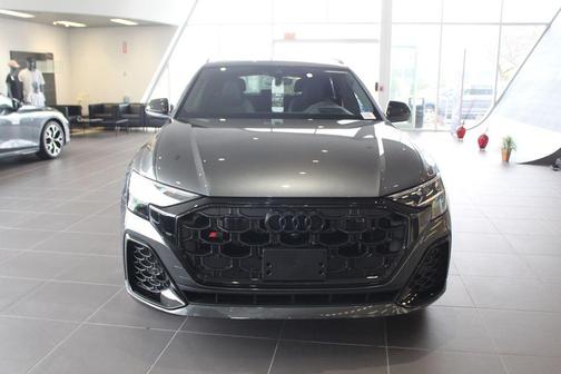 Daytona Gray Pearl Effect 2026 Audi SQ8 4.0T Prestige