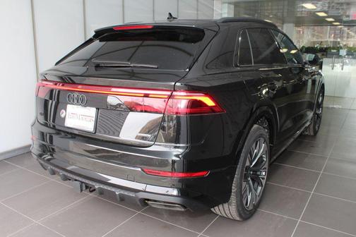 2026 Audi Q8 55 Premium Plus