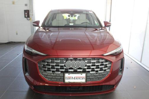 2025 Audi Q5 Premium Plus TFSI quattro S tronic