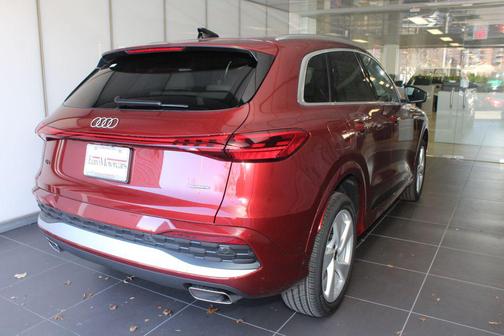 2025 Audi Q5 Premium Plus TFSI quattro S tronic