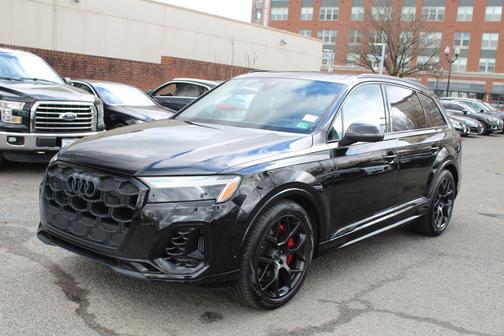 Mythos Black Metallic 2026 Audi SQ7 4.0T Prestige