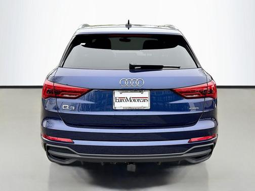 2023 Audi Q3 Premium 45 TFSI S line quattro Tiptronic