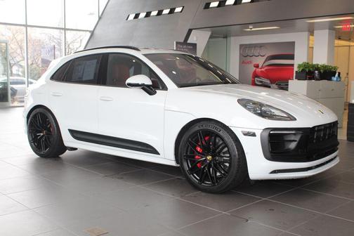 2022 Porsche Macan GTS