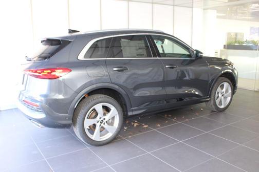 2025 Audi Q5 Premium Plus TFSI quattro S tronic