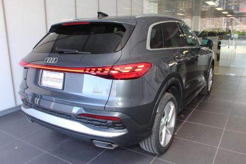 2025 Audi Q5 Premium Plus TFSI quattro S tronic