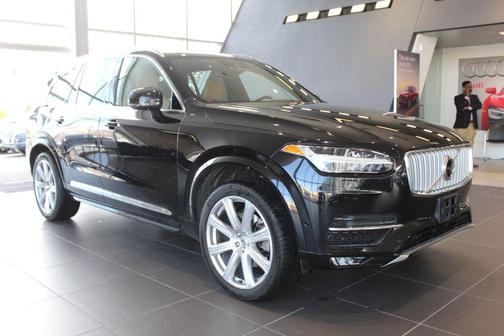 2018 Volvo XC90 T6 Inscription