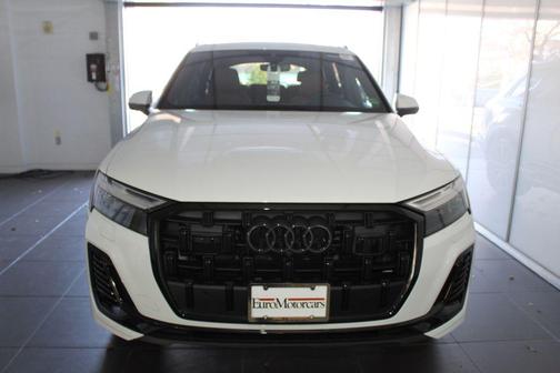 2026 Audi Q7 45 Premium Plus