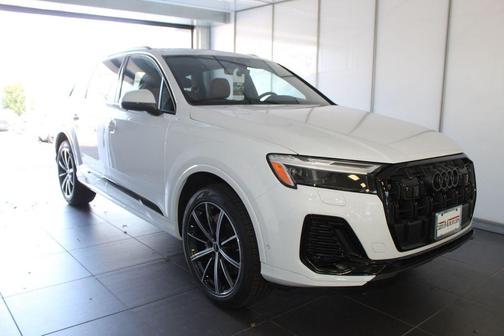 2026 Audi Q7 45 Premium Plus