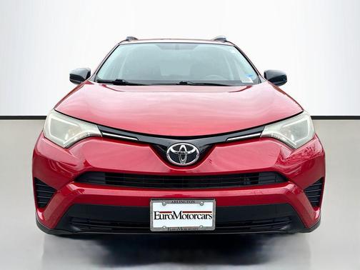 Barcelona Red Metallic 2016 Toyota RAV4 LE