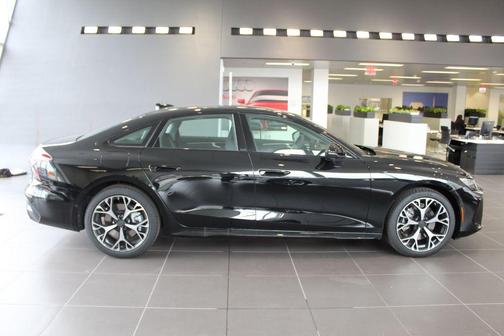 2026 Audi A6 Premium Plus quattro S tronic