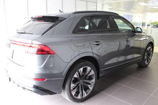2026 Audi Q8 55 Premium Plus