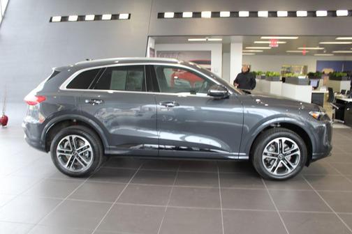 2025 Audi Q5 Premium TFSI quattro S tronic